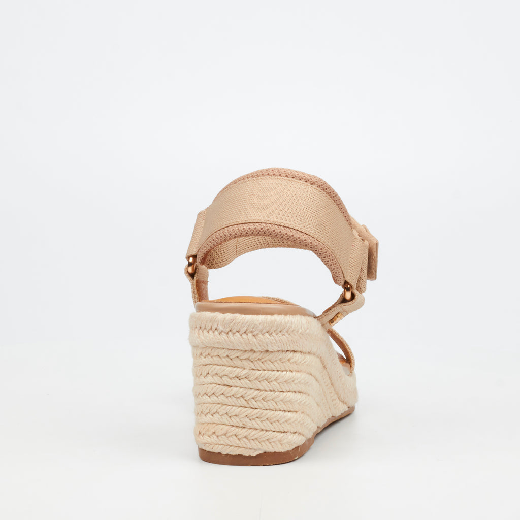 Butterfly Feet Ladies Escada 1 Beidge Ladies Wedge