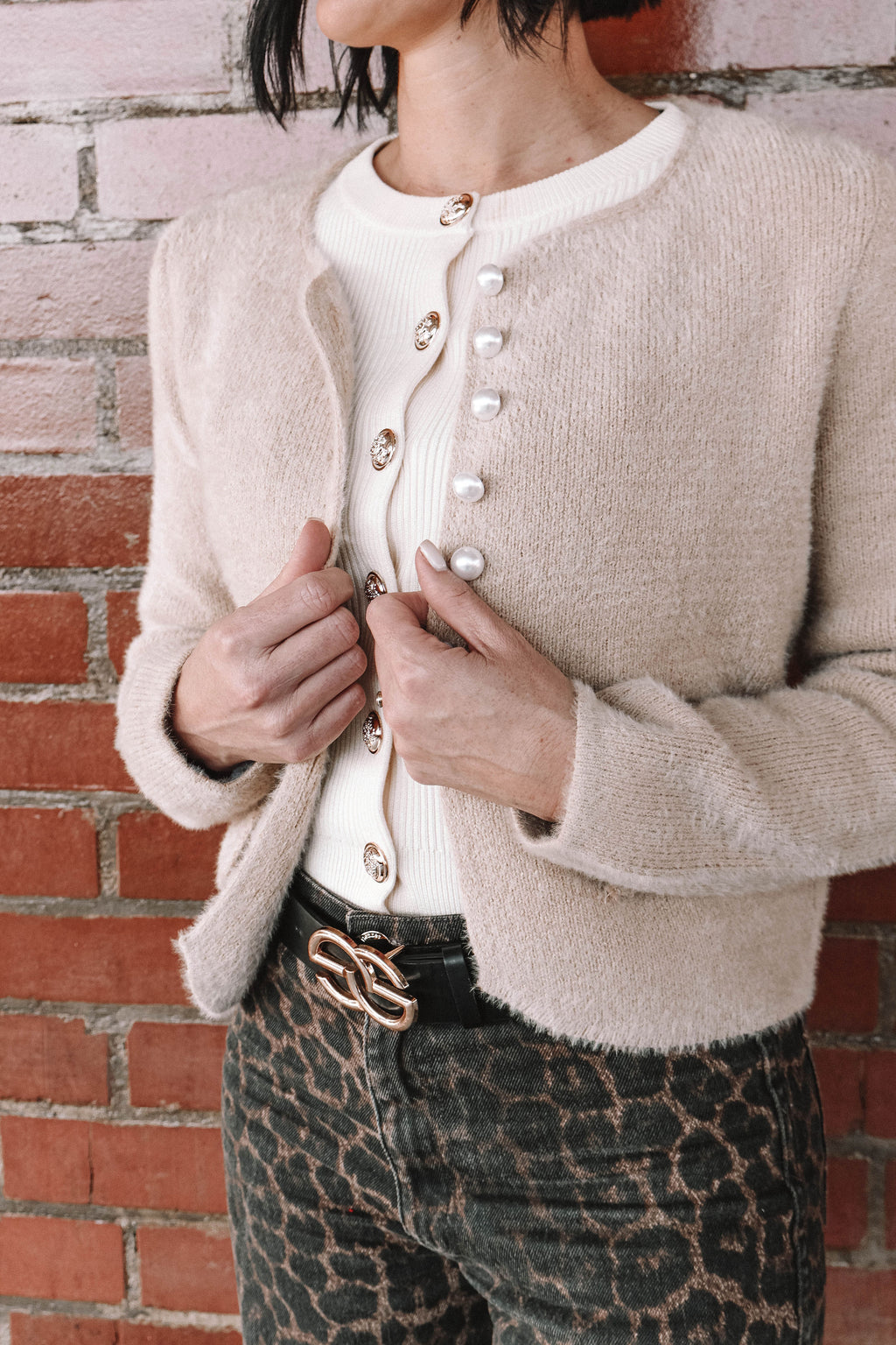 TWWC New Idol Beidge Pearl Cardigan