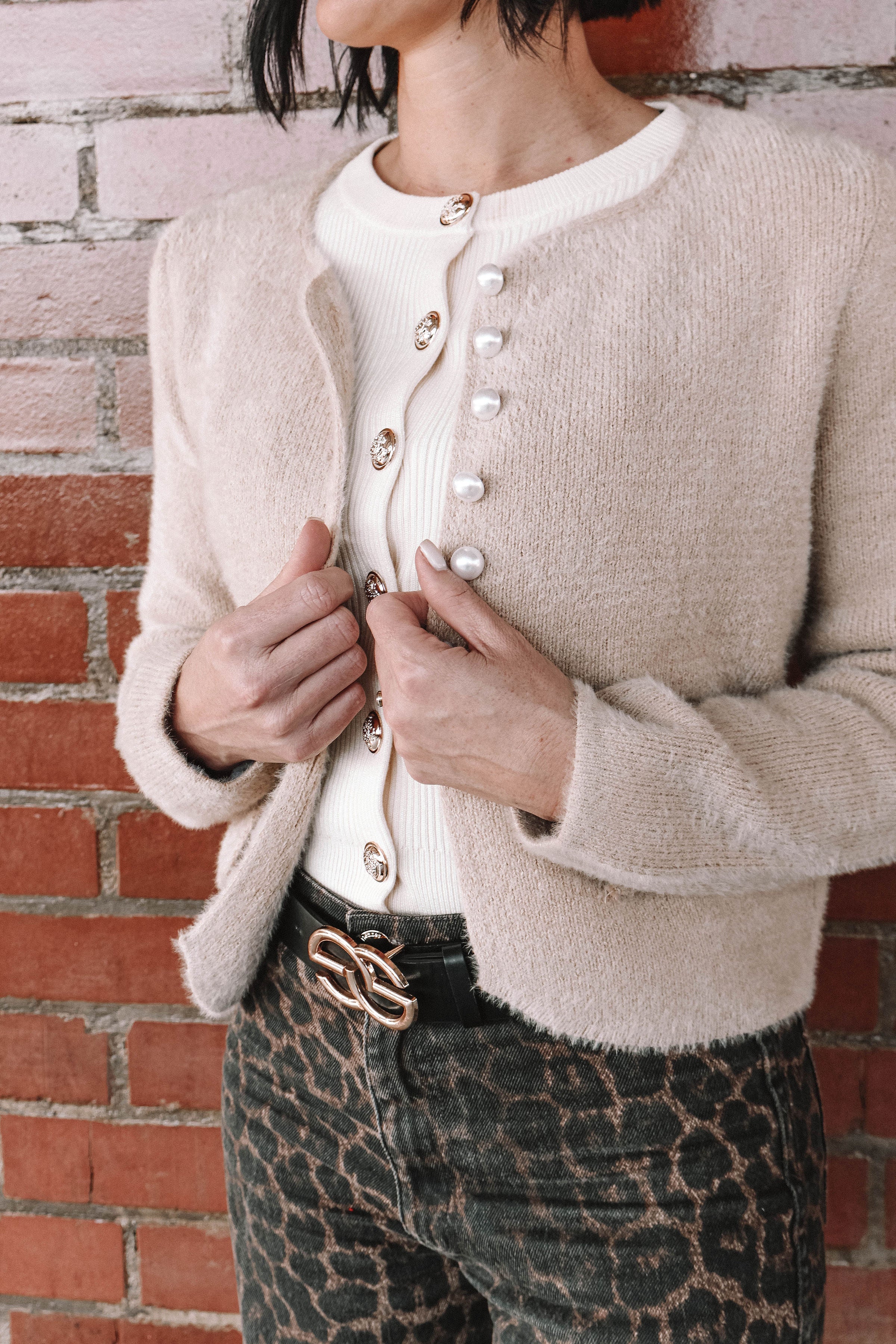 TWWC New Idol Beidge Pearl Cardigan