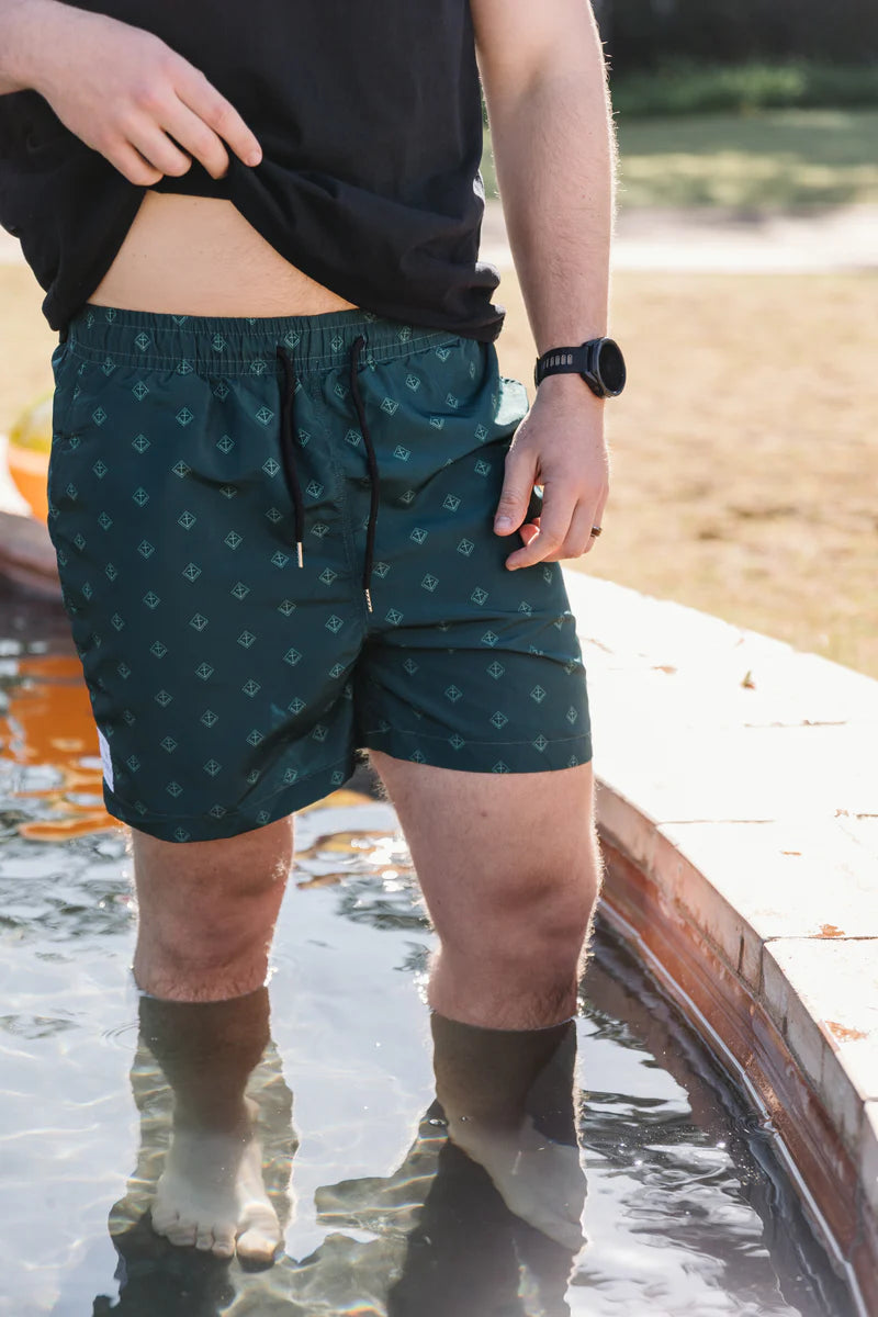 Republk Baai & Braai Shorts